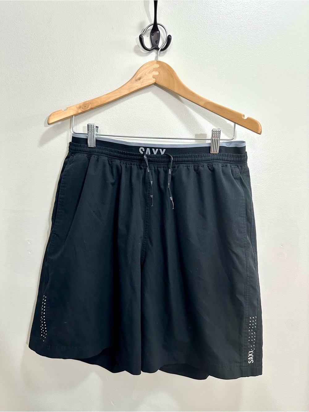 SAXX Men’s Athletic Black Shorts Size XL
